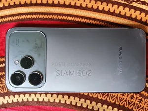 Tecno Spark 40 128 GB Gray