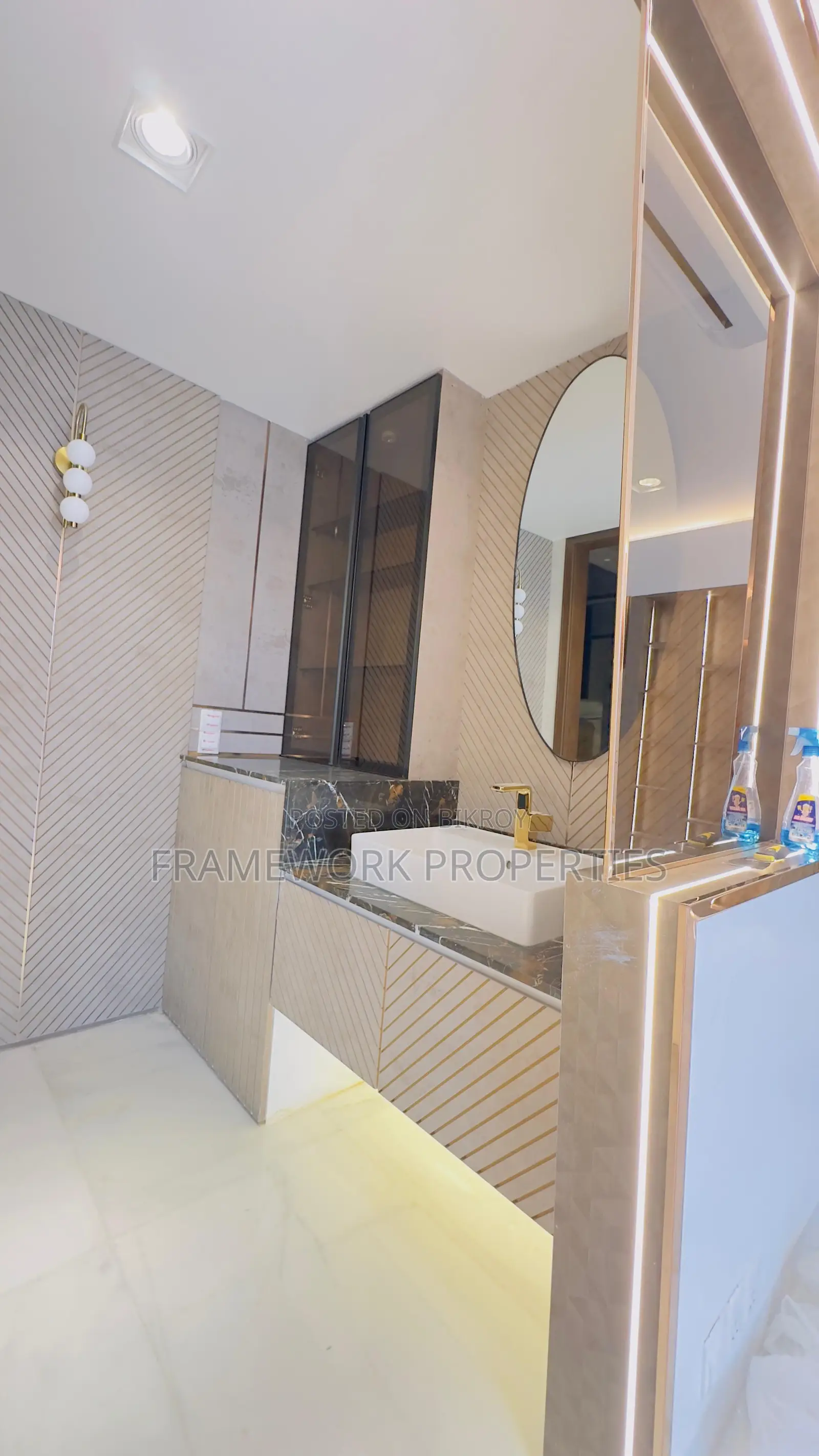 Furnished 4-bedroom Apartment in Dhaka, Gulshan for rent