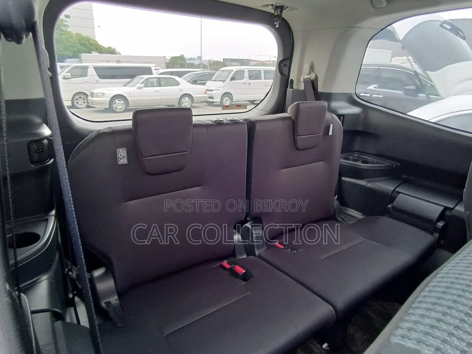 Toyota Noah 2022 Pearl