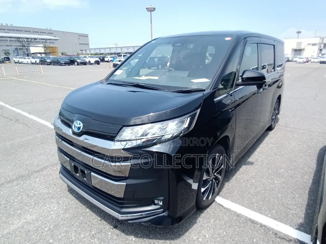 Toyota Noah 2023 Black