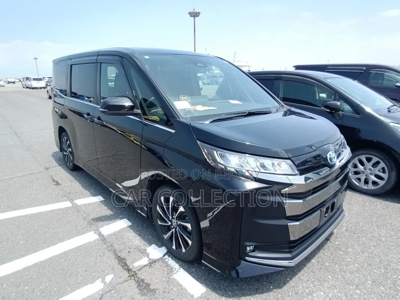 Toyota Noah 2023 Black