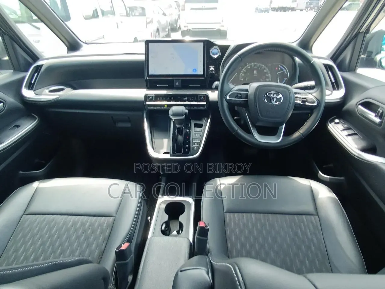 Toyota Noah 2023 Black