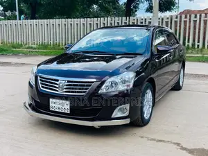 Toyota Premio 2014 Maroon