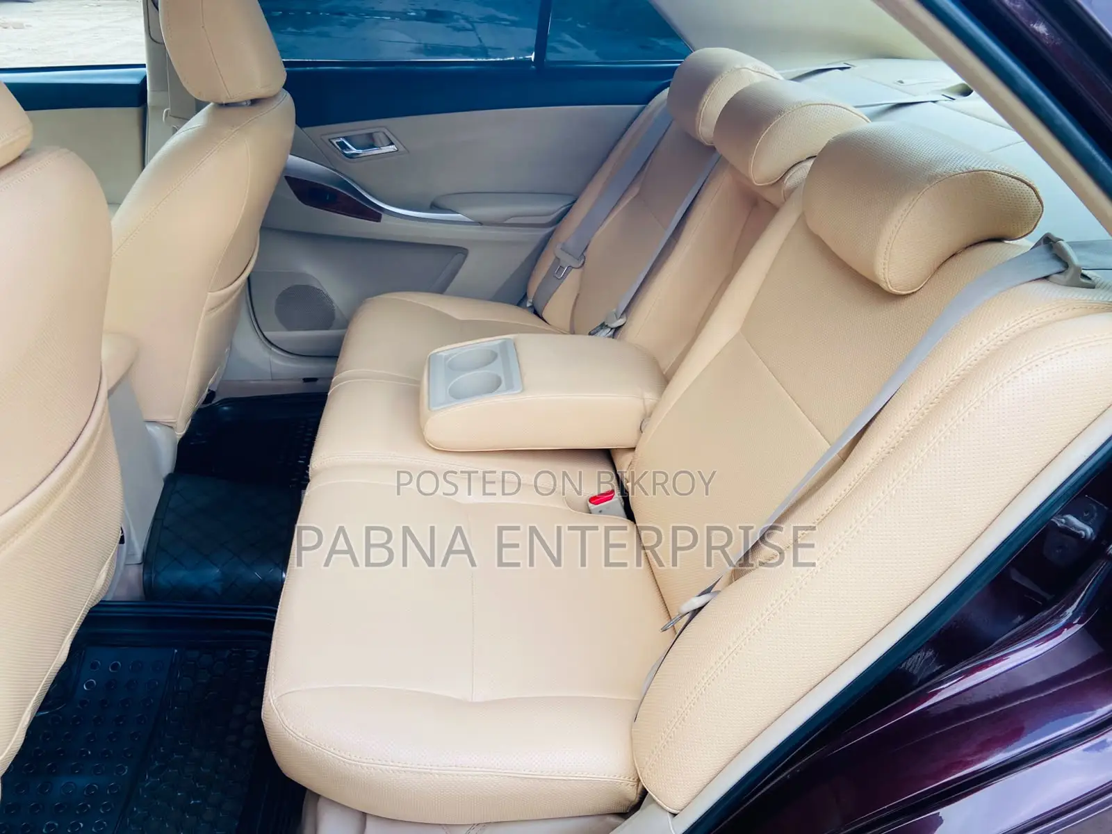 Toyota Premio 2014 Maroon