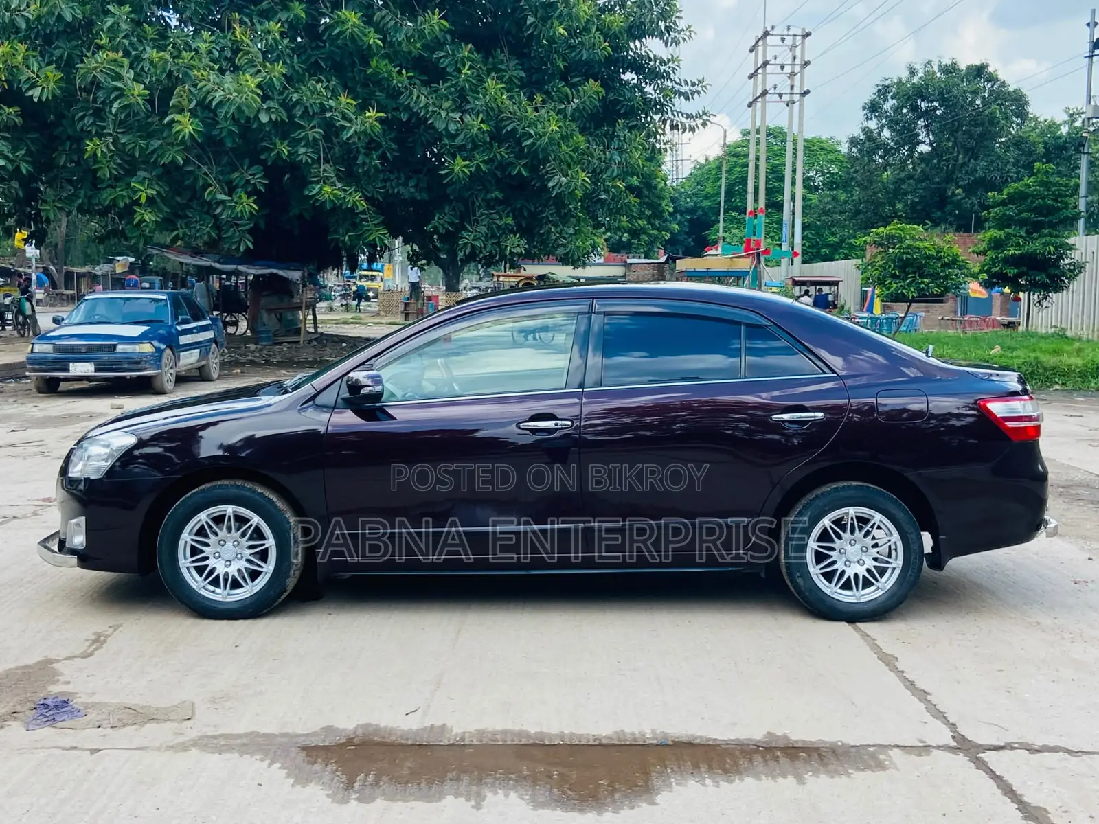 Toyota Premio 2014 Maroon
