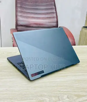 Laptop Asus ROG Zephyrus G14 16GB AMD Ryzen 9 SSD 1T