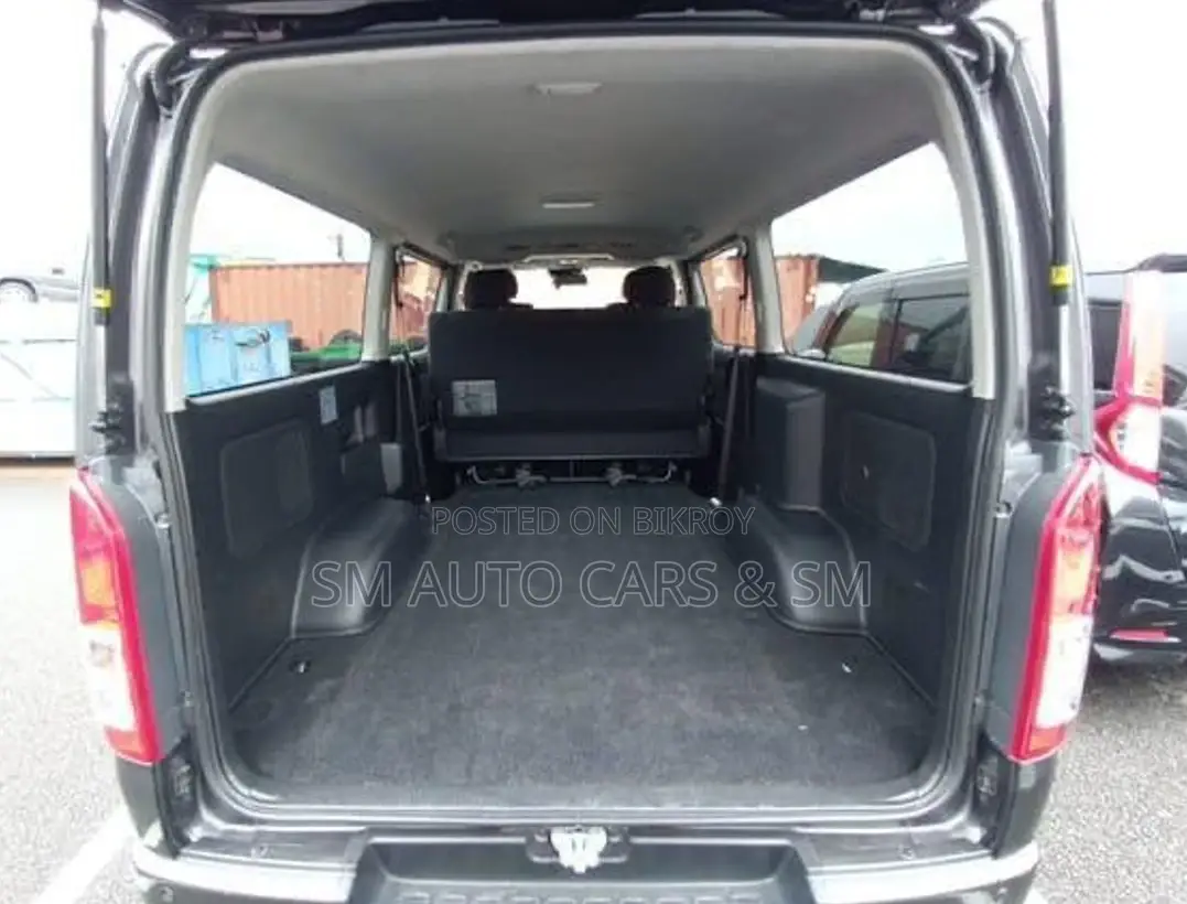 Toyota HiAce 2020 Grey