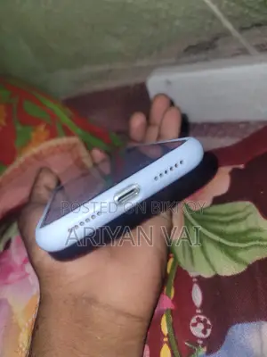 আইফোন এক্স ৬৪ জিবি গোল্ড