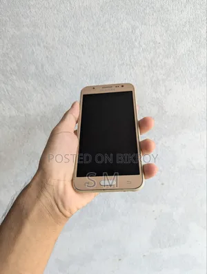 Samsung Galaxy J5 8 GB Rose Gold