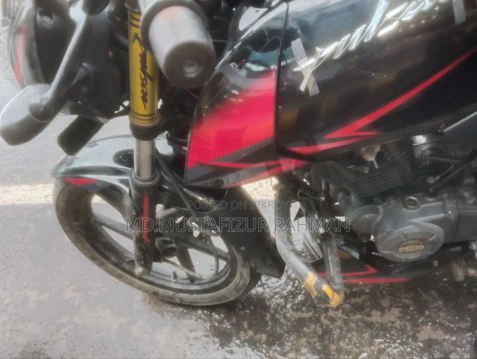 Bajaj Pulsar 150 2021 Red