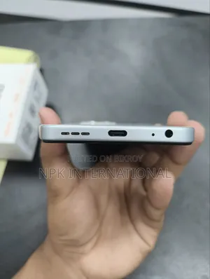 Tecno Spark 40C 128 GB White