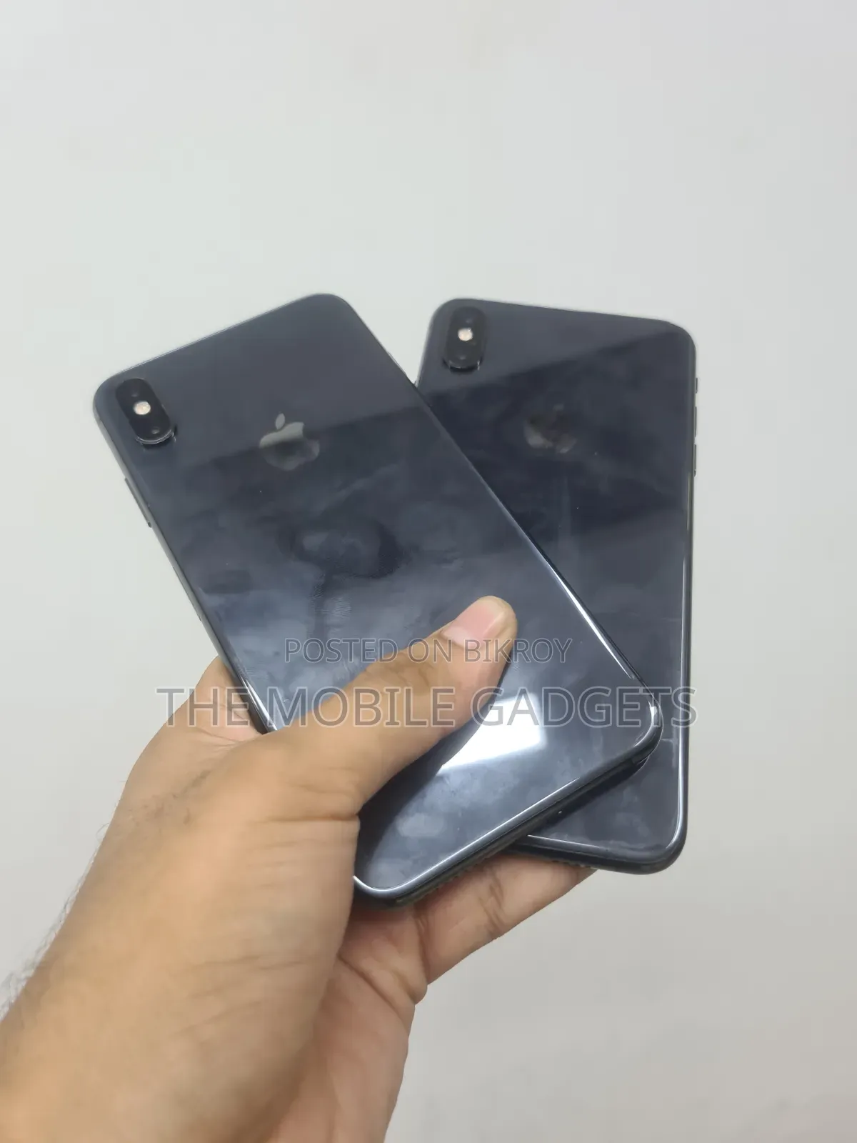 অ্যাপল আইফোন এক্সএস ম্যাক্স ২৫৬ জিবি ব্ল্যাক