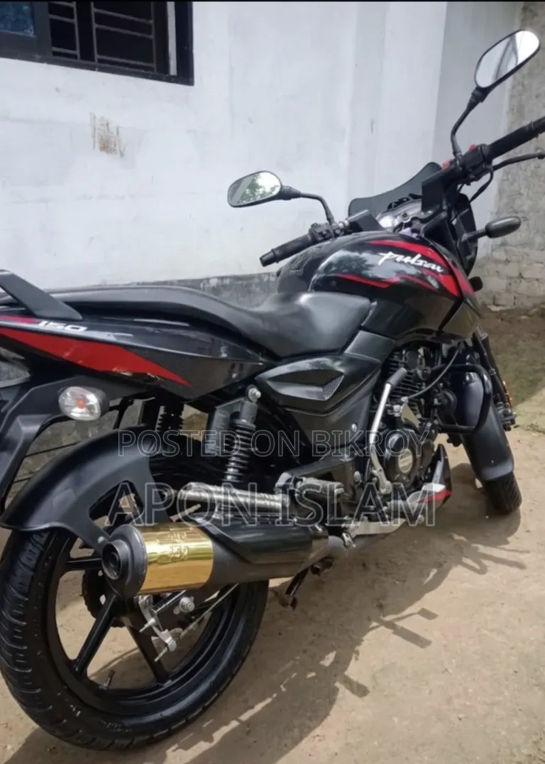 Bajaj Pulsar 150 2023 Black