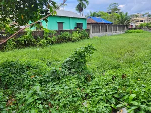 ৫ শতক জমি জরুরি ভিত্তিতে বিক্রয় করা হবে