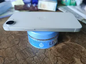 Apple iPhone 16e 128 GB White
