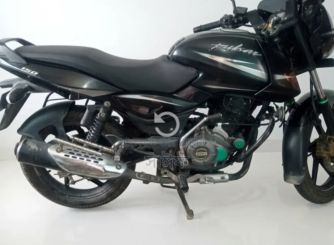 Bajaj Pulsar 150 2017 Green