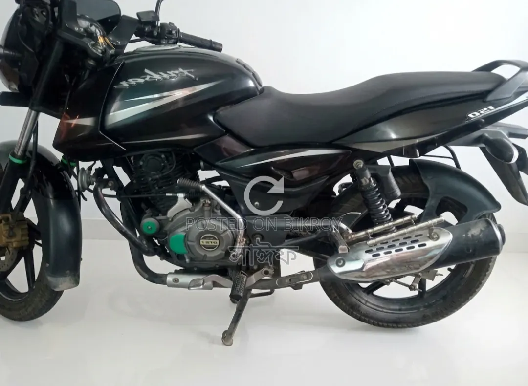 Bajaj Pulsar 150 2017 Green