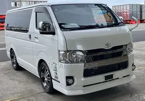 Toyota HiAce 2022 White