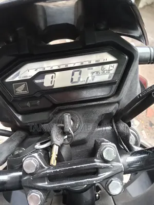 হোন্ডা এক্স-ব্লেড ১৬০ ২০২০ ব্ল্যাক