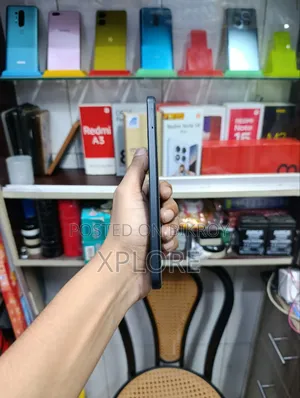 সিয়াওমি রেডমি নোট ১২ ১২৮ জিবি কালো