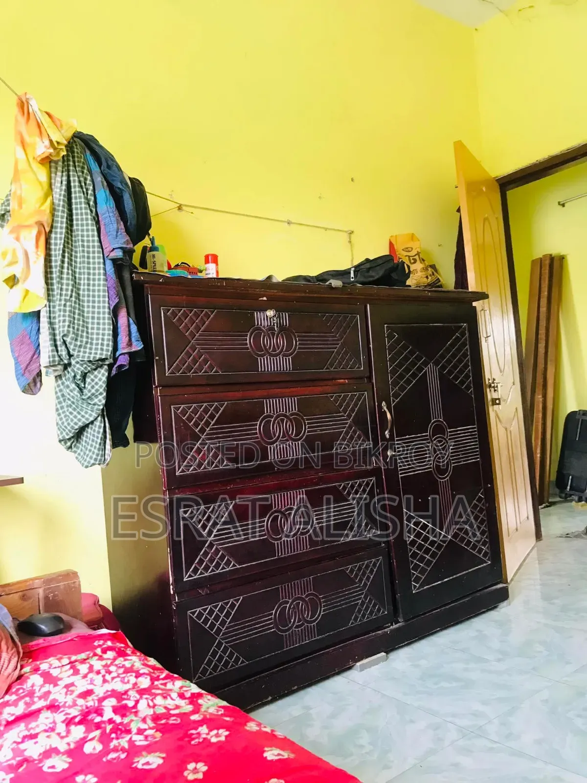 Used Wardrobe