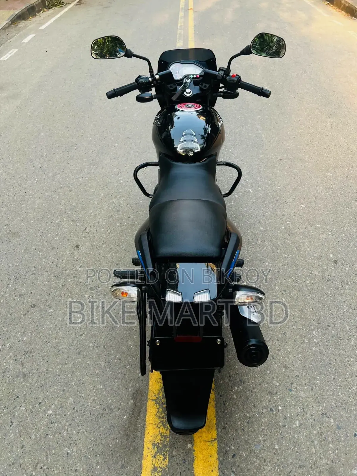 বাজাজ পালসার ১৫০ ২০২১ নীল