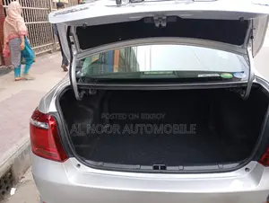 Toyota Axio 2021 Silver