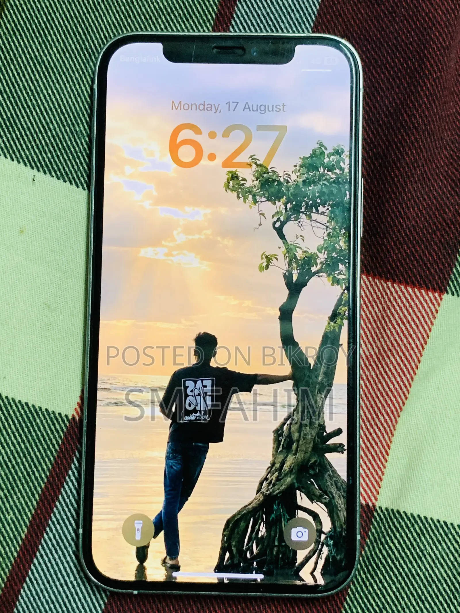 অ্যাপল আইফোন ১২ প্রো ১২৮ জিবি হোয়াইট