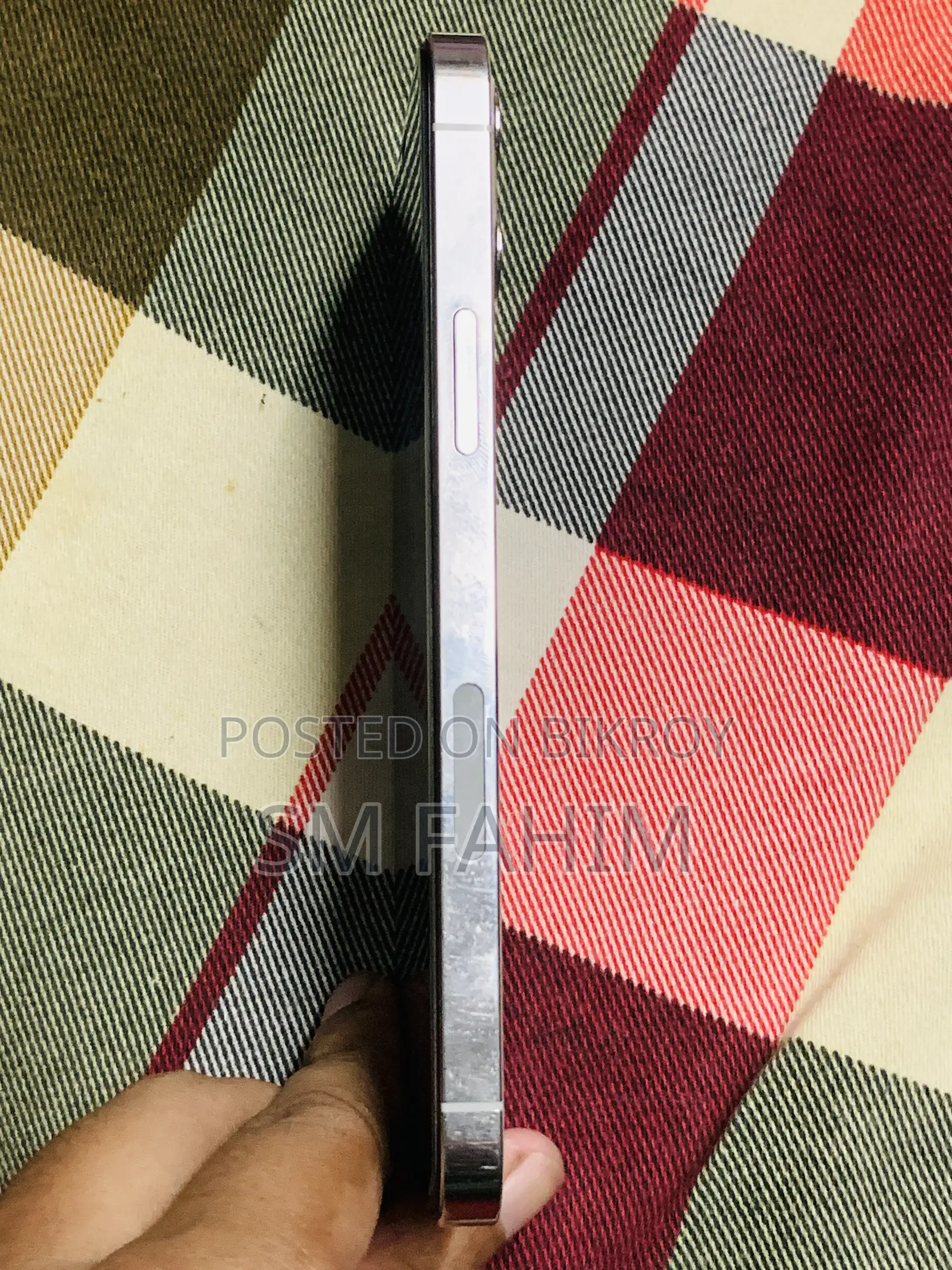 অ্যাপল আইফোন ১২ প্রো ১২৮ জিবি হোয়াইট