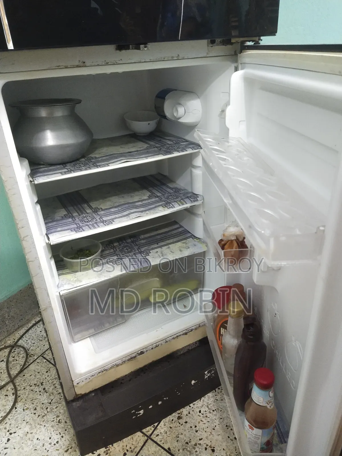 সিঙ্গার রেফ্রিজারেটর ২৩৮ লিটার