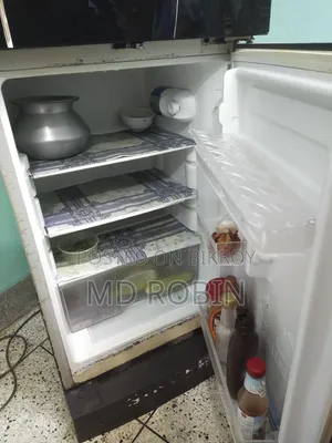সিঙ্গার রেফ্রিজারেটর ২৩৮ লিটার
