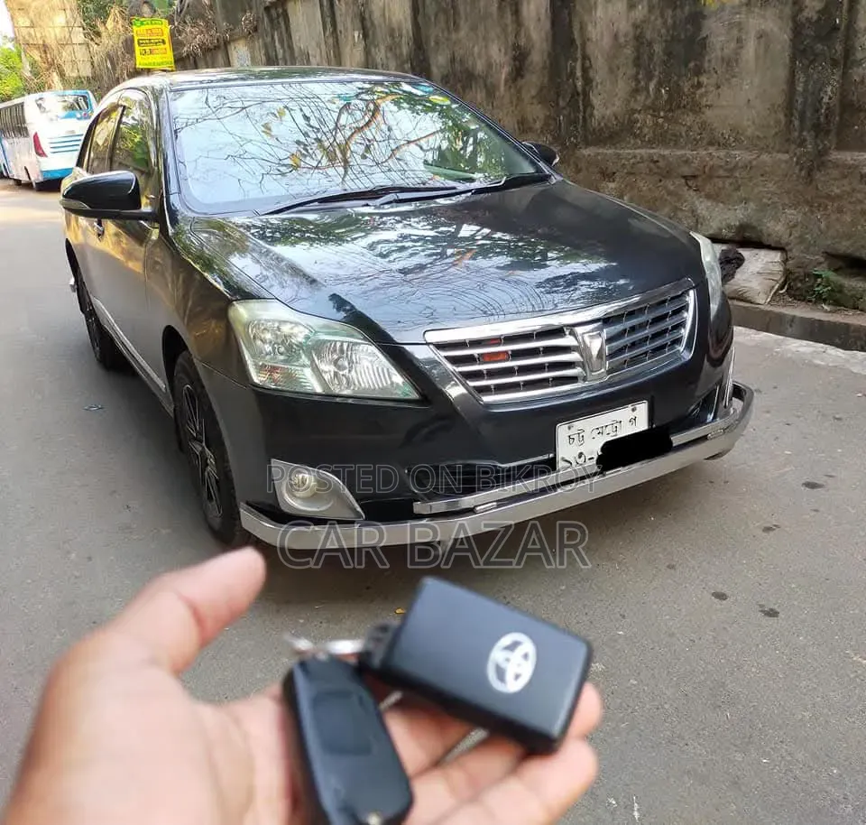 টয়োটা প্রমিও ১.৫ ফ্রন্ট-হুইল ড্রাইভ ২০১২ কালো