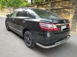 টয়োটা প্রমিও ১.৫ ফ্রন্ট-হুইল ড্রাইভ ২০১২ কালো