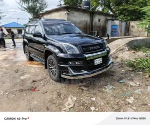 টয়োটা ল্যান্ড ক্রুজার ফোর-হুইল ড্রাইভ ২০০৭ কালো
