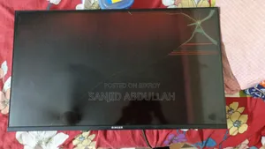 সিঙ্গার ৩২" এলইডি টিভি ডিসপ্লে গন