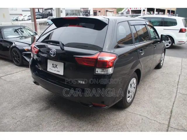 Toyota Corolla Fielder 2021 Black