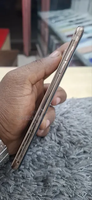অ্যাপল আইফোন এক্সএস ম্যাক্স ২৫৬ জিবি গোল্ড