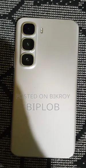 ইনফিনিক্স হট ৬০ প্রো প্লাস ১২৮ জিবি রূপালী