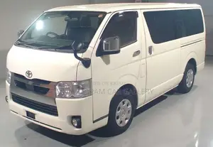 Toyota HiAce 2021 White