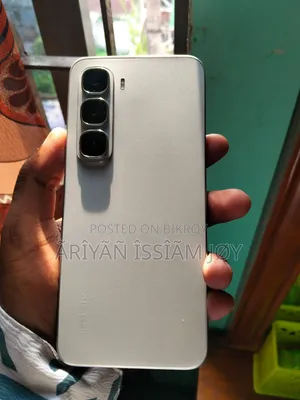 ইনফিনিক্স হট ৬০আই ১২৮ জিবি সিলভার