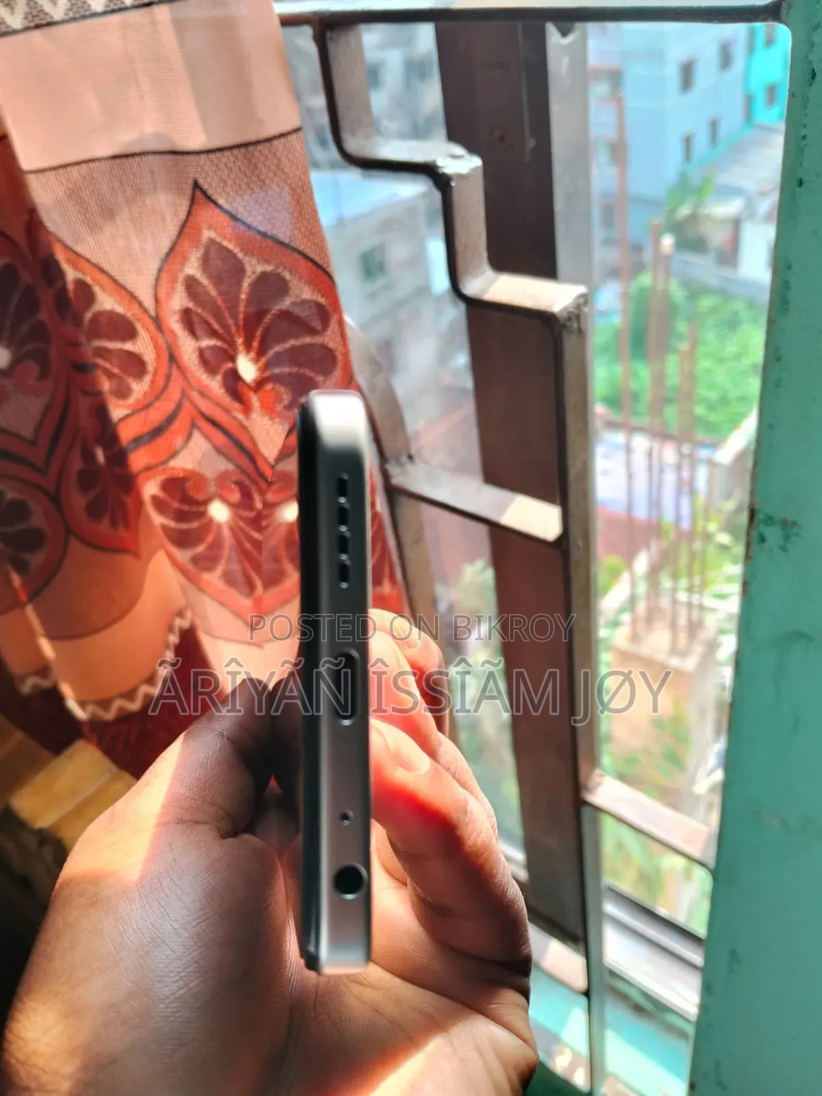 ইনফিনিক্স হট ৬০আই ১২৮ জিবি সিলভার