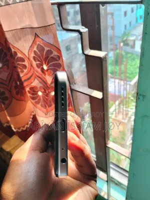 ইনফিনিক্স হট ৬০আই ১২৮ জিবি সিলভার