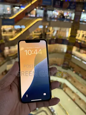 অ্যাপল আইফোন এক্সএস ২৫৬ জিবি সাদা
