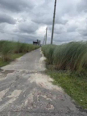 বসুন্ধরা এন ব্লক ৮.৫ কাঠা প্লট বিক্রি।