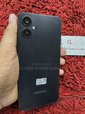 Samsung Galaxy A06 128 GB Black