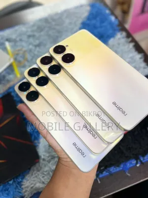 রিয়েলমি ভি৩০ ১২৮ জিবি