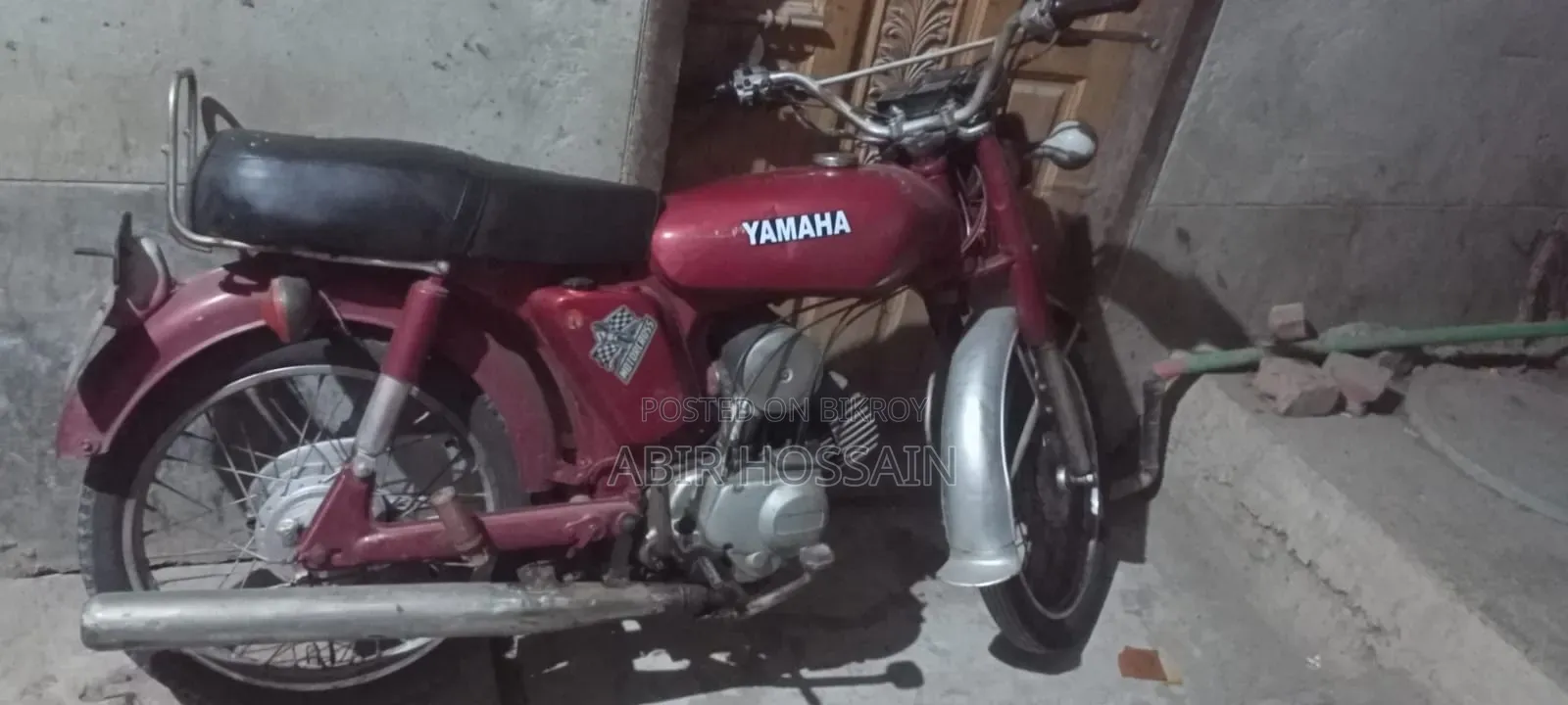 Yamaha 2000 Red