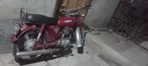 Yamaha 2000 Red