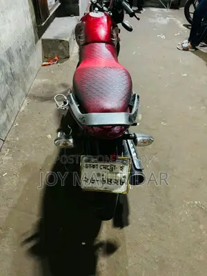 Mahindra Centuro 2016 Red