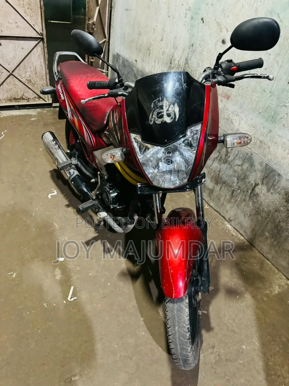 Mahindra Centuro 2016 Red